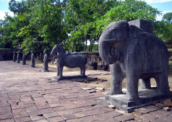Гробница Тхиеу Чи в Хюэ – фотографии Вьетнама