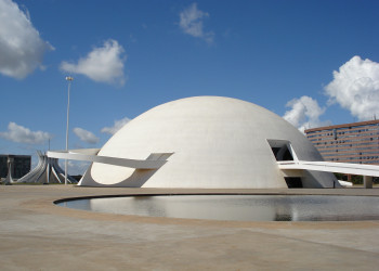 Национальный музей Бразилии в городе Бразилиа – фотографии Бразилии