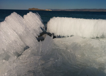 Лёд в мае на мысе Уюга – фотографии России