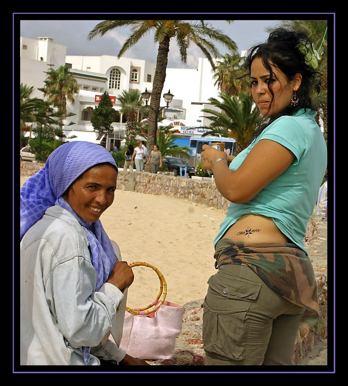 Женщины в Северном Тунисе – фотографии Туниса