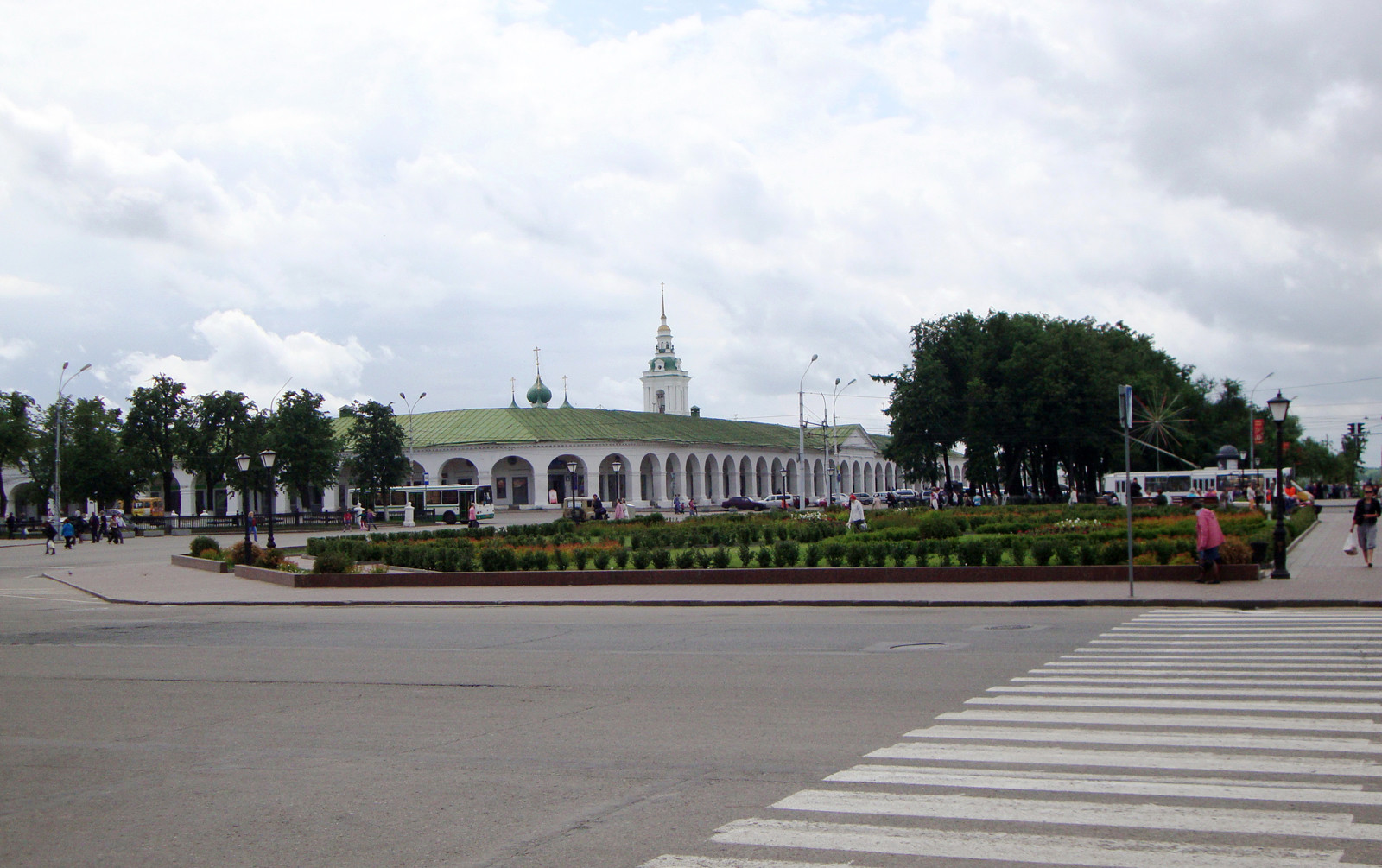 Центр Костромы, Торговые ряды и Сусанинкая площадь. Фото 1 – фотографии России
