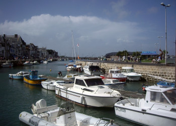 Яхты и катера в Ле-Круазик, Франция. Фото 1 – фотографии Франции