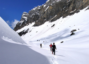 Лыжники в Сикст-Фер-а-Шеваль, Франция. Фото 2 – фотографии Франции