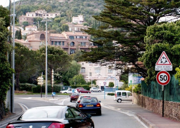 Транспорт в Манделье-ля-Напуль, Франция – фотографии Франции