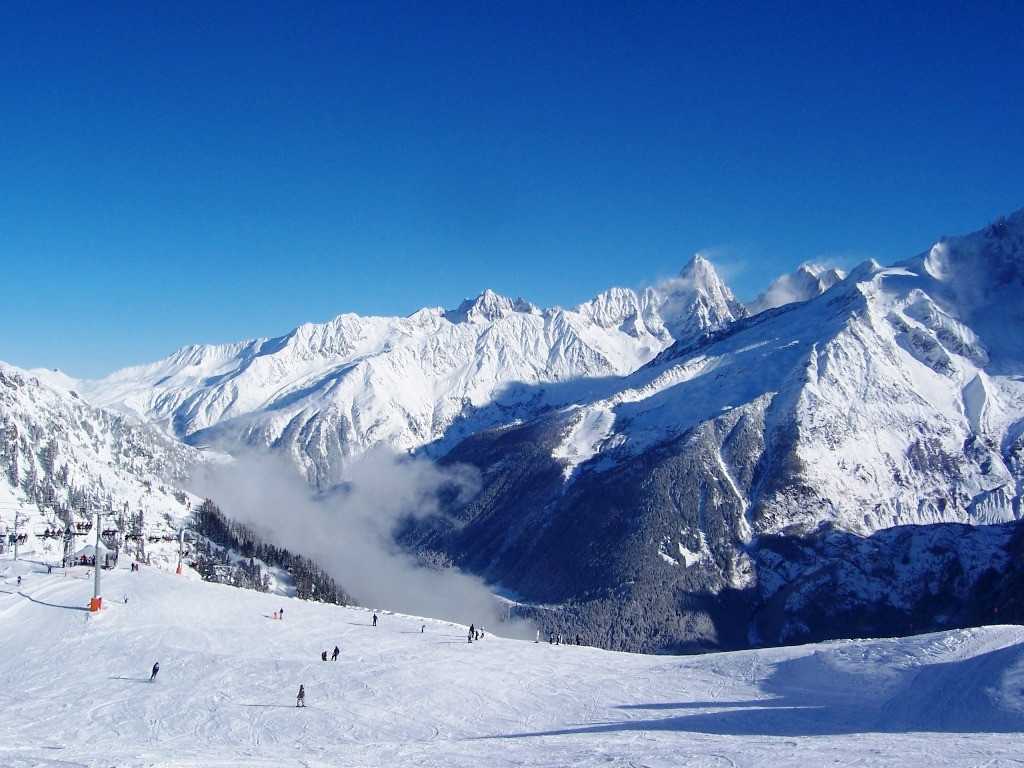 Горный спуск в Ле-Бревен, Франция. Фото 2 – фотографии Франции