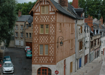 Дома в Орлеане, Франция – фотографии Франции