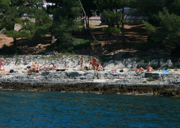 Пляж в Врсар, Хорватия – фотографии Хорватии