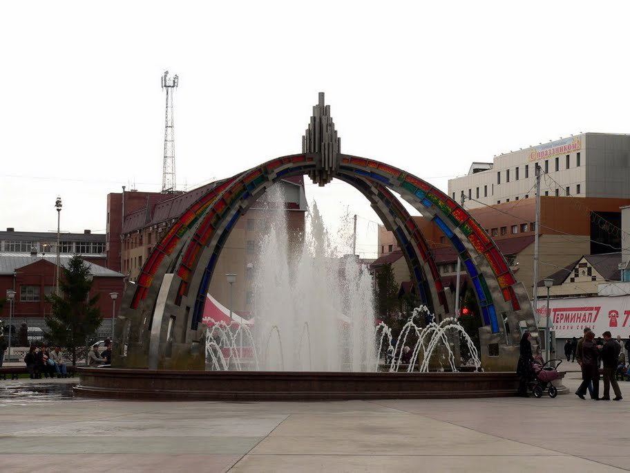 Фонтан в Тюмени, Россия – фотографии России