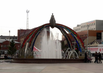 Фонтан в Тюмени, Россия – фотографии России