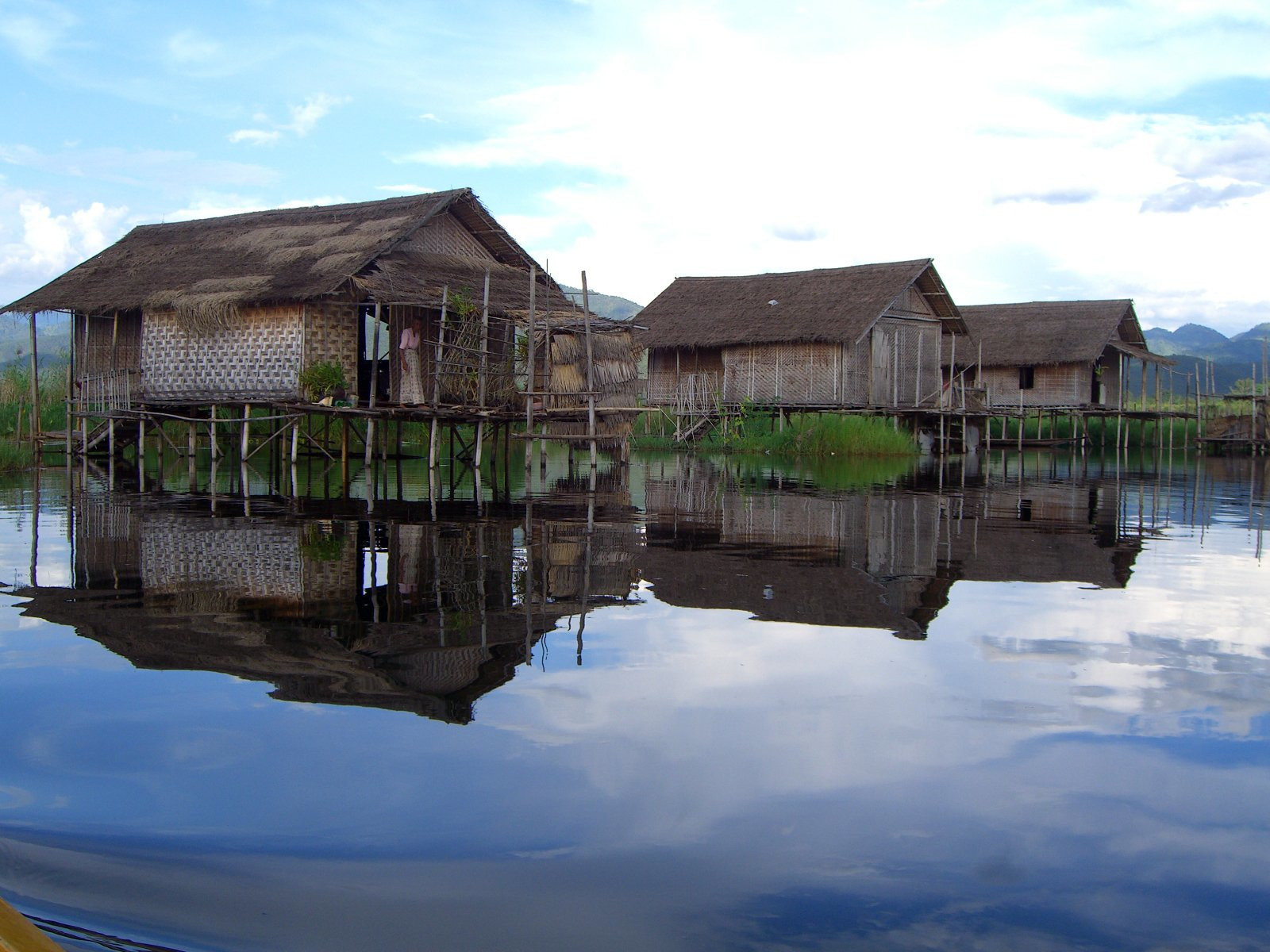 Дома на воде – фотографии Мьянмы
