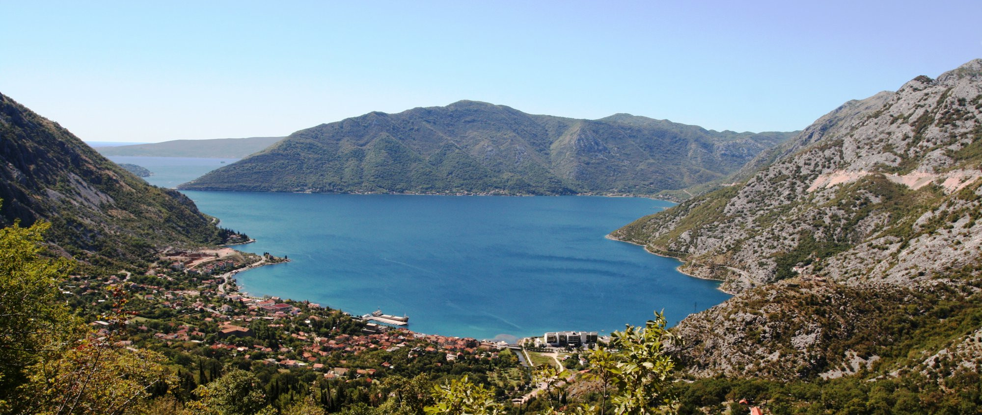 Побережье в Рисан, Черногория. Фото 3 – фотографии Черногории