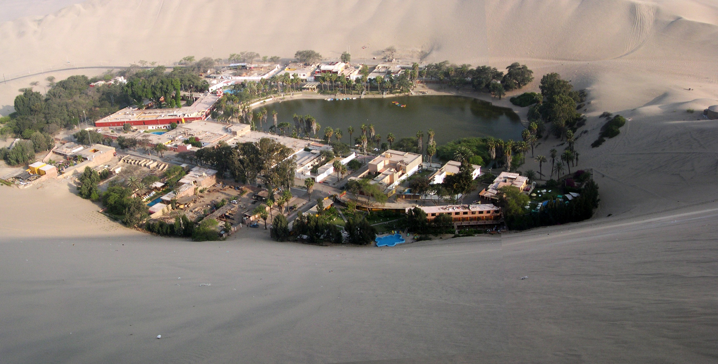 Перуанский оазис Хуакачина (Huacachina) – фотографии Перу