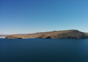 Вид на Ольхон из Сахюрты, Байкал – фотографии России