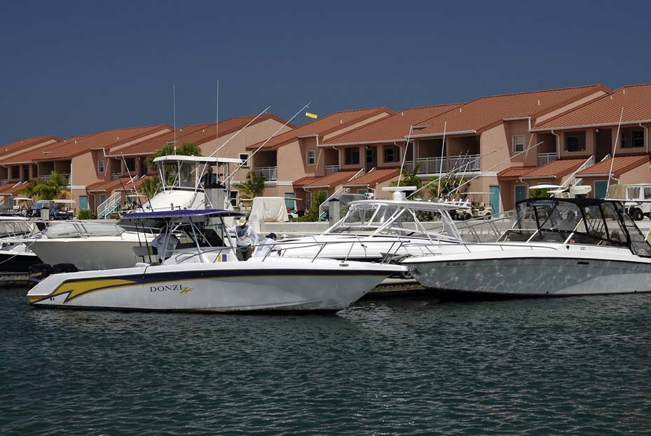 Яхты и катера в Бимини, Багамские острова – фотографии Багамских островов