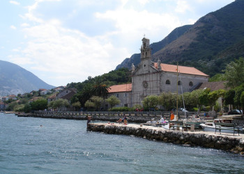 Набережная в Прчань, Черногория. Фото 3 – фотографии Черногории