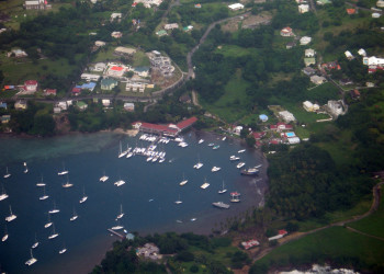 Один из многосичленных заливов Сен-Винсента – фотографии Сент-Винсента и Гренадин
