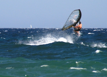 Серфинг в Ла-Круа-Вальмер, Франция – фотографии Франции