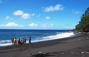 Остров Тинакула (Tinakula) на Соломоновых о-вах. Фото 1 – фотографии Соломоновых Островов