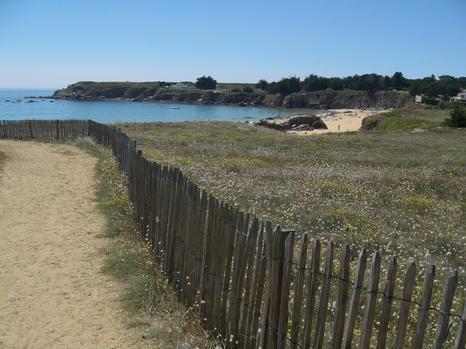 Берега в Иль-Дье, Франция – фотографии Франции