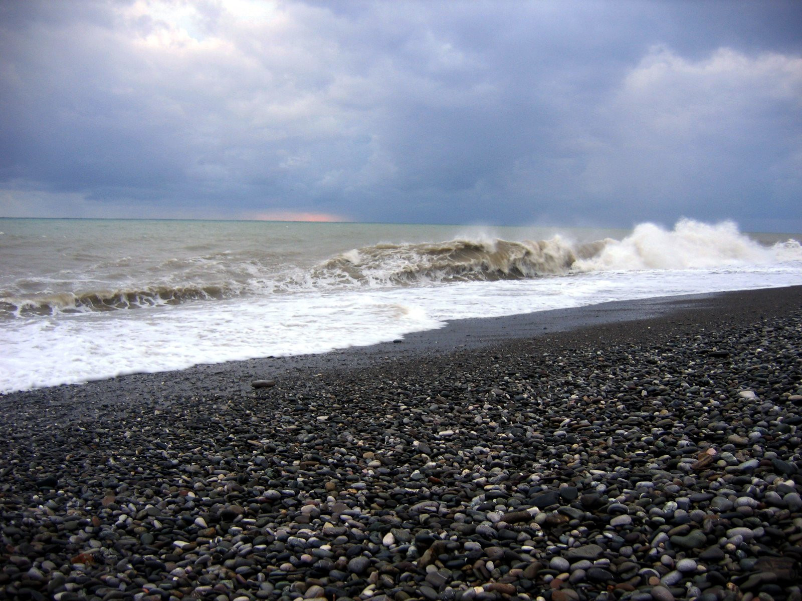 Пляж в Цандрыпш, Абхазия. Фото 3 – фотографии Абхазии