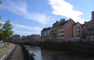 Набережная в Бельфоре, Франция – фотографии Франции