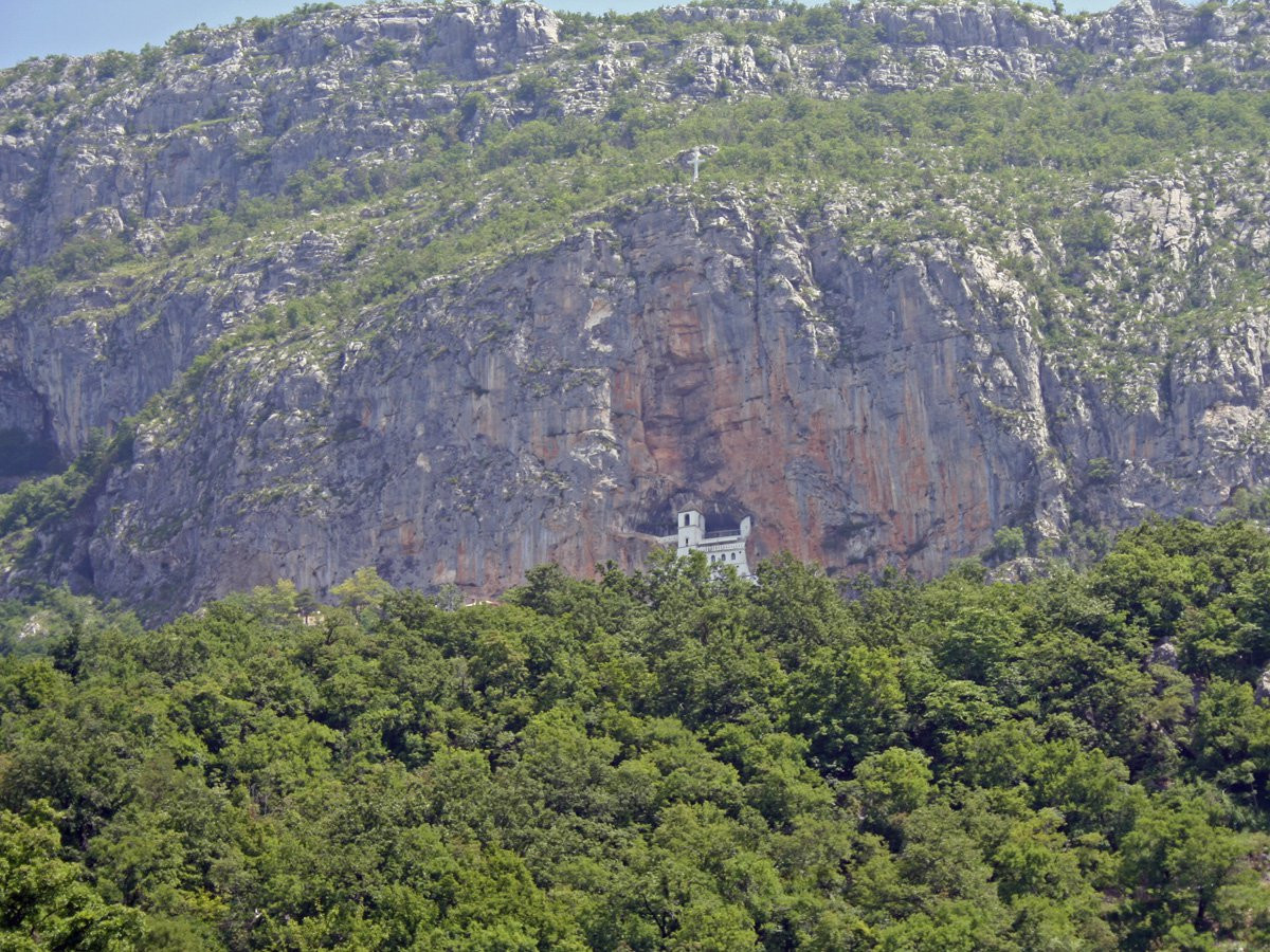 Горы в Даниловграде, Черногория. Фото 5 – фотографии Черногории