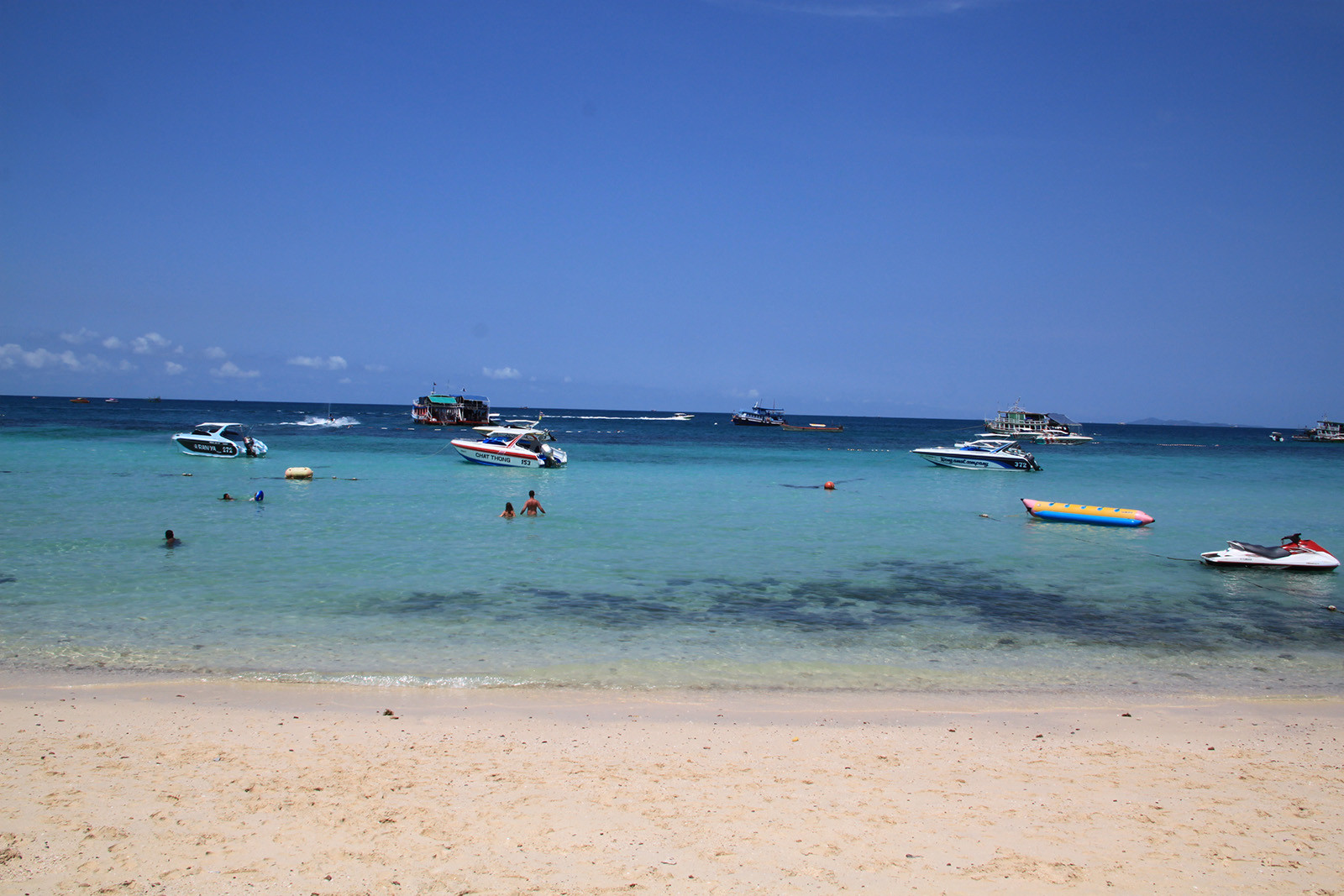 Пляж острова Ко-Лан (Ko Lan), Паттайя – фотографии Таиланда
