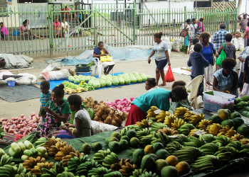 Рынок в городе Хониара (Honiara) – фотографии Соломоновых Островов