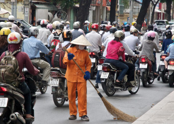 Толпа жителей Хошимина на мопедах, Вьетнам – фотографии Вьетнама