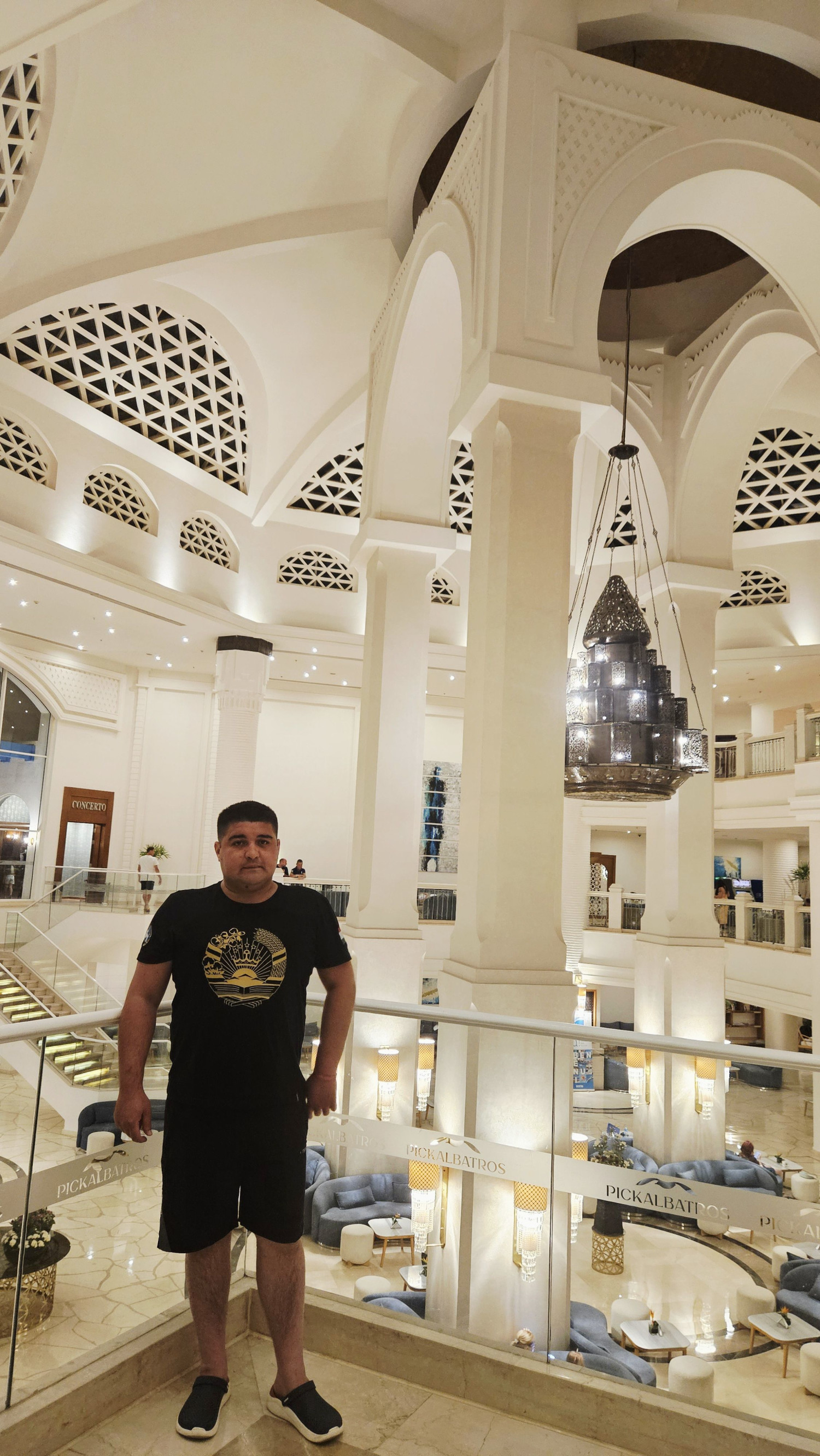 888 – фотографии