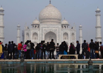 Дворцовый комплекс Тадж-Махал (Taj Mahal) в Агре, Индия – фотографии Индии