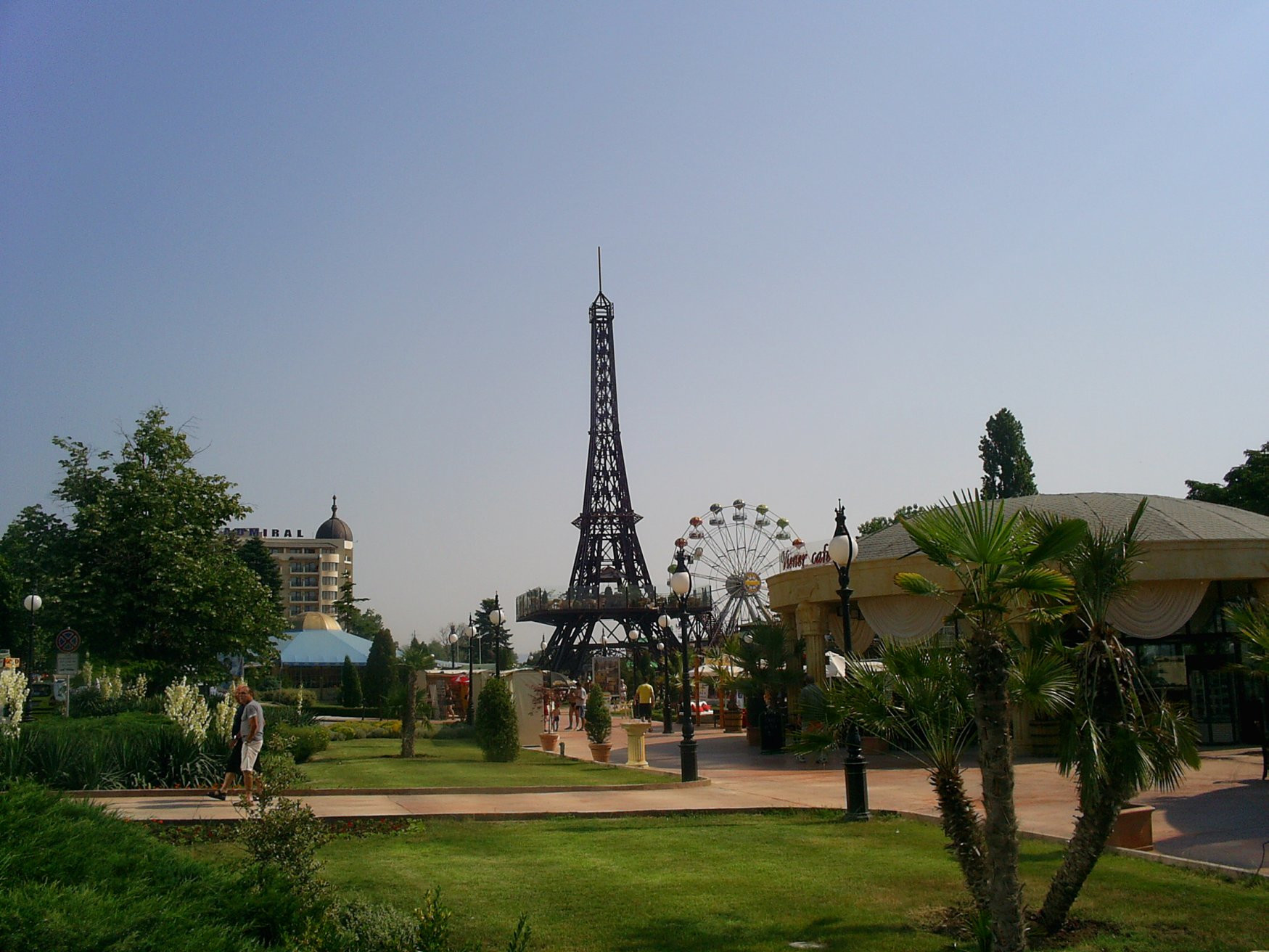 Парк в Золотых песках, Болгария – фотографии Болгарии