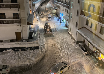 Вид с окна в отеле Riders Lodge – фотографии России