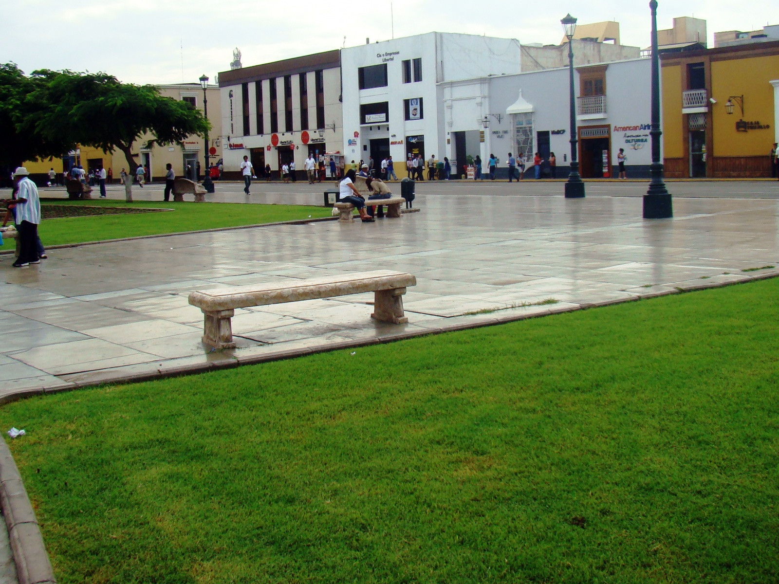 Пласа-де-Армас (Plaza-de-Armas) – фотографии Перу