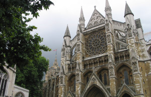 Первые упоминания в рукописях монахов-бенедиктинцев о церкви Святого Петра датированы 960 годом – фотографии Великобритании