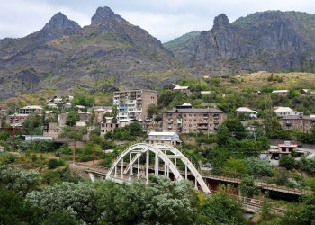 Мост через реку. Алаверди. Армения. – фотографии Армении