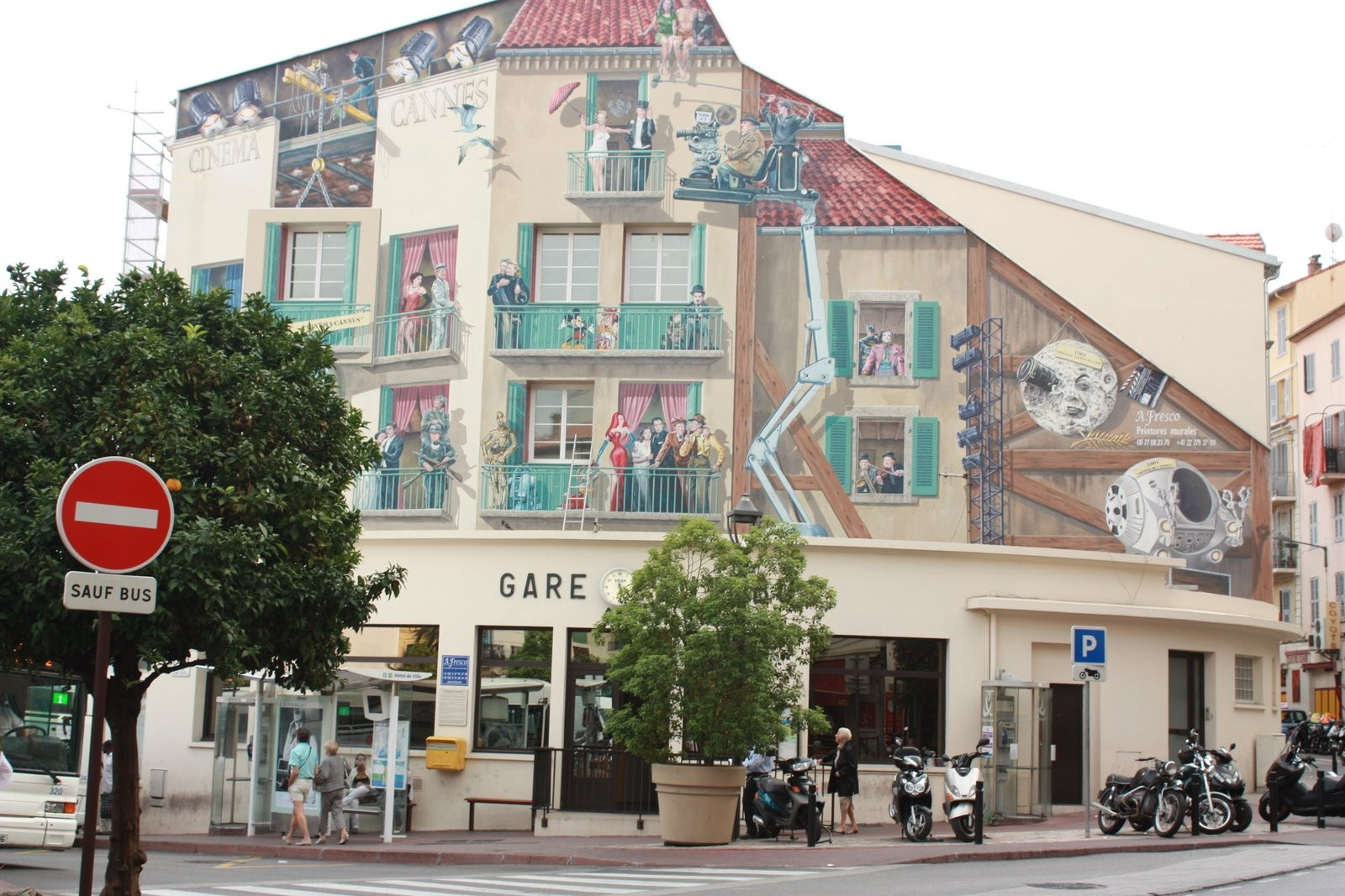 Кинотеатр в Канне, Франция. Фото 1 – фотографии Франции