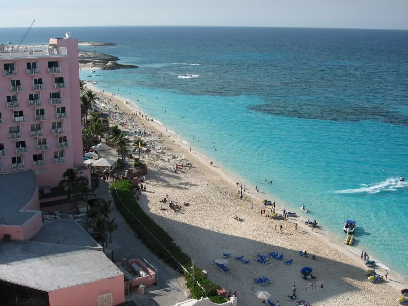 Пляж на острове Парадайз Айленд, Багамские острова. Фото 7 – фотографии Багамских островов