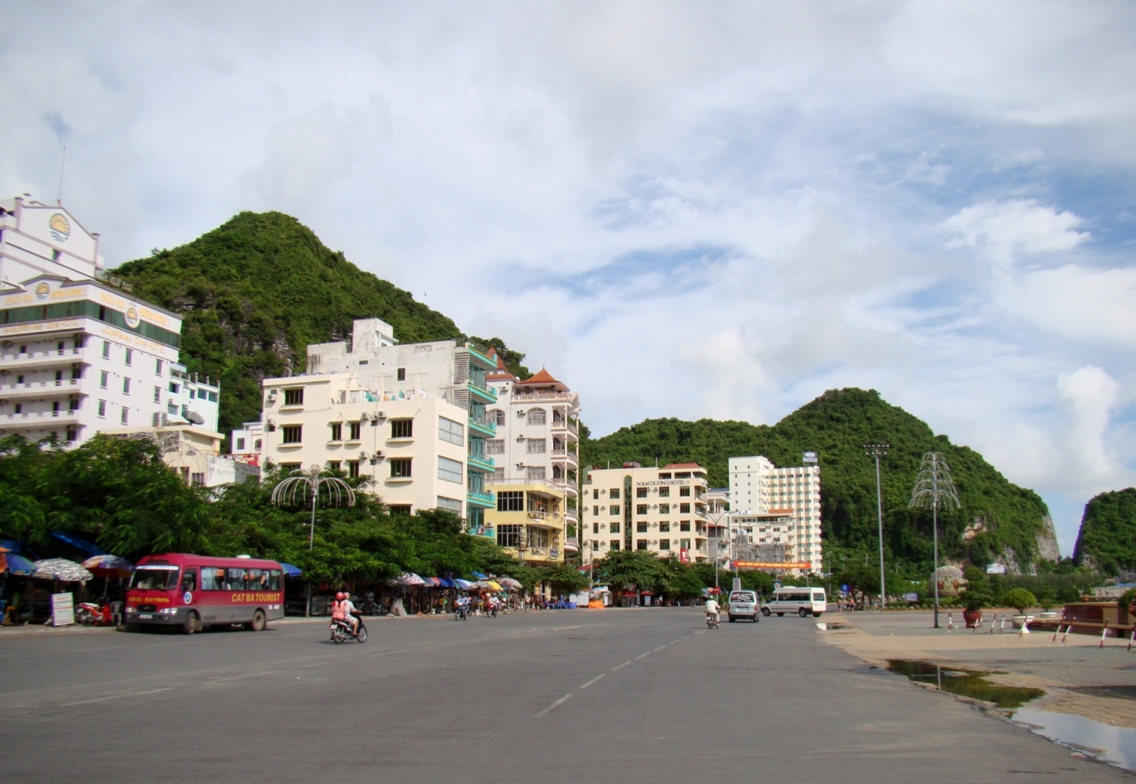 Главный населённый пункт острова – фотографии Вьетнама