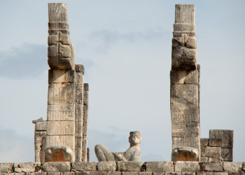 статуя Чак-Мул (Chac Mool) – фотографии Мексики