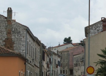 Улица в Врсаре, Хорватия. Фото 6 – фотографии Хорватии