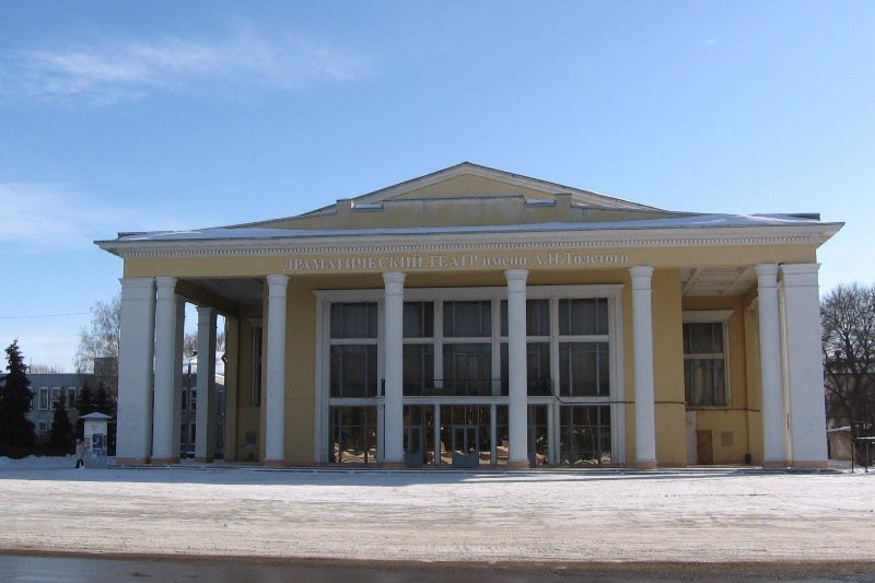 Театр в Сызрань, Россия. Фото 1 – фотографии России