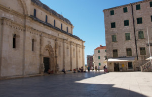 Площадь в Шибеник, Хорватия – фотографии Хорватии