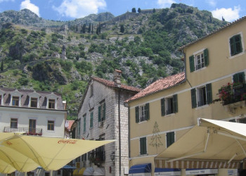 Улица в Которе, Черногория. Фото 19 – фотографии Черногории