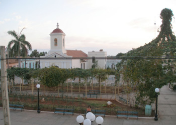 Парк в Тринидаде, Куба – фотографии Кубы