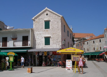 Магазины в Водице, Хорватия. Фото 1 – фотографии Хорватии