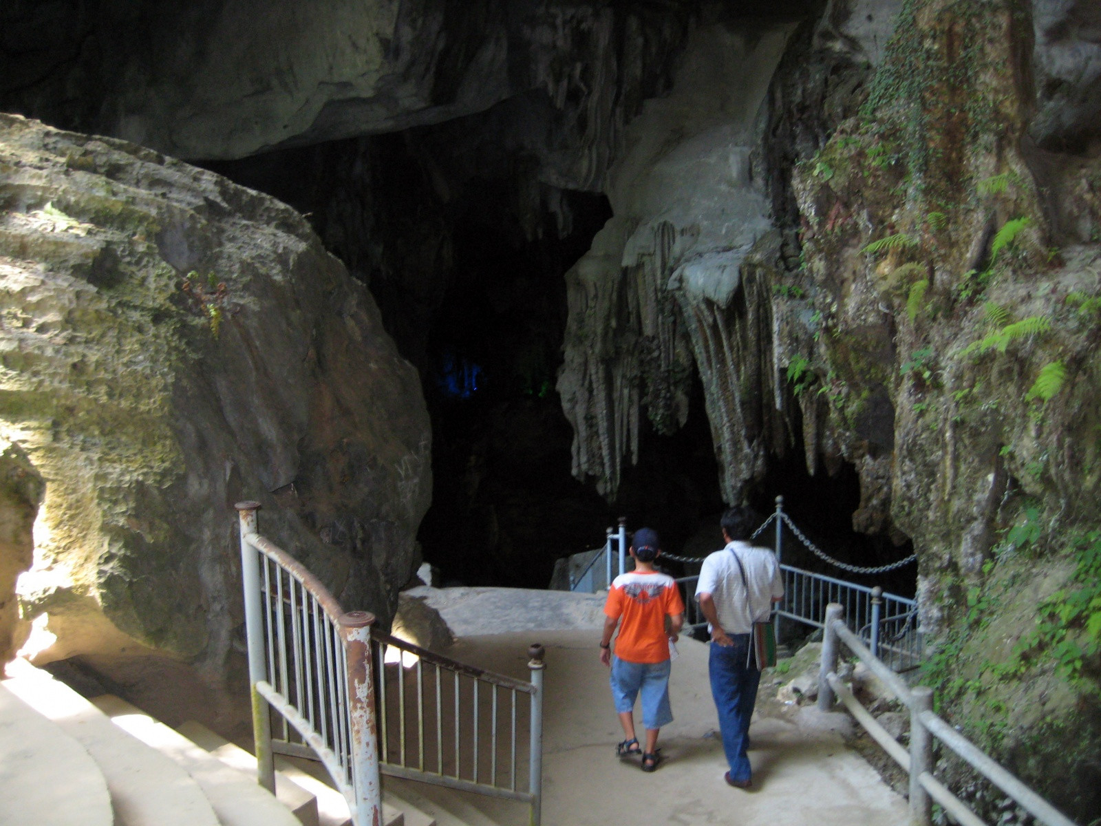 Пещера в Фонгня-Кебанг – фотографии Вьетнама