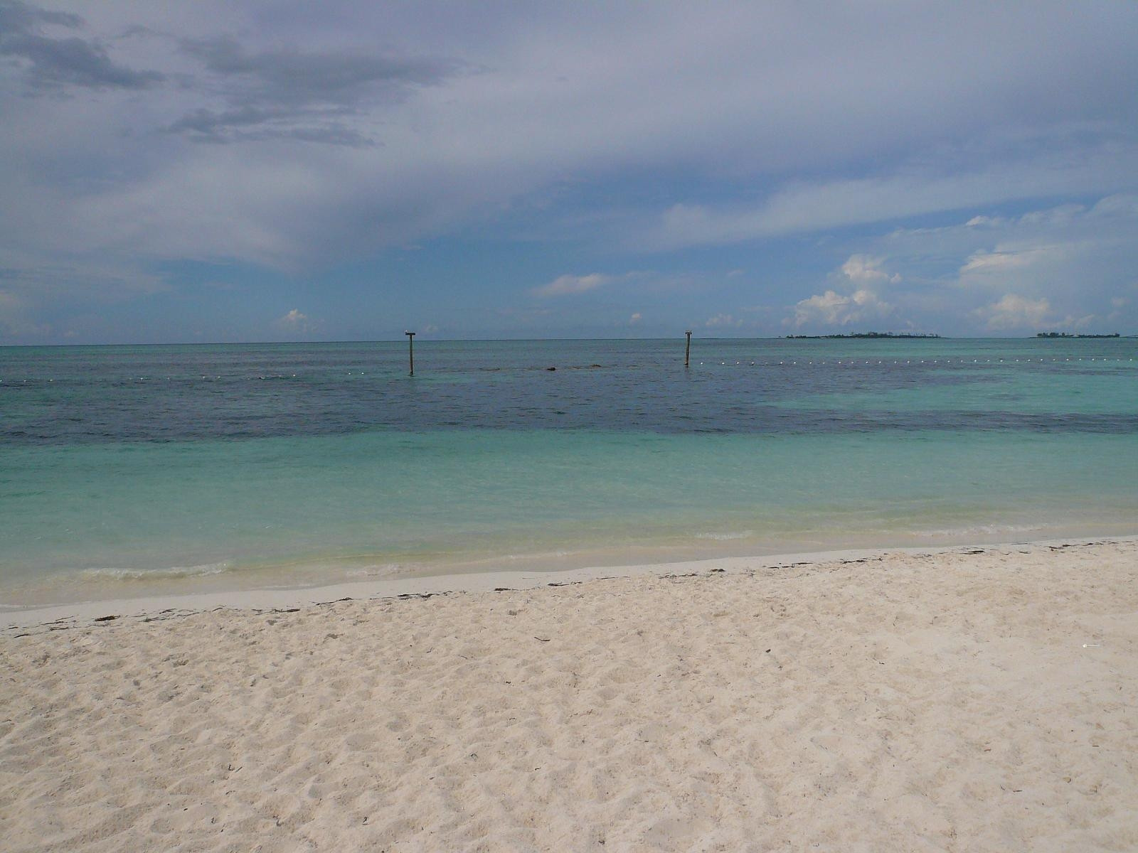 Пляж в Нью-Провиденс, Багамские острова. Фото 5 – фотографии Багамских островов