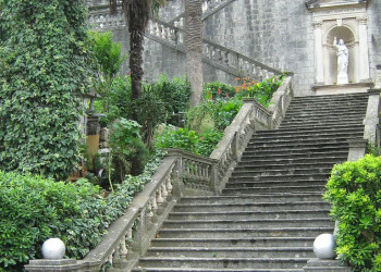 Достопримечательность в Прчань, Черногория – фотографии Черногории