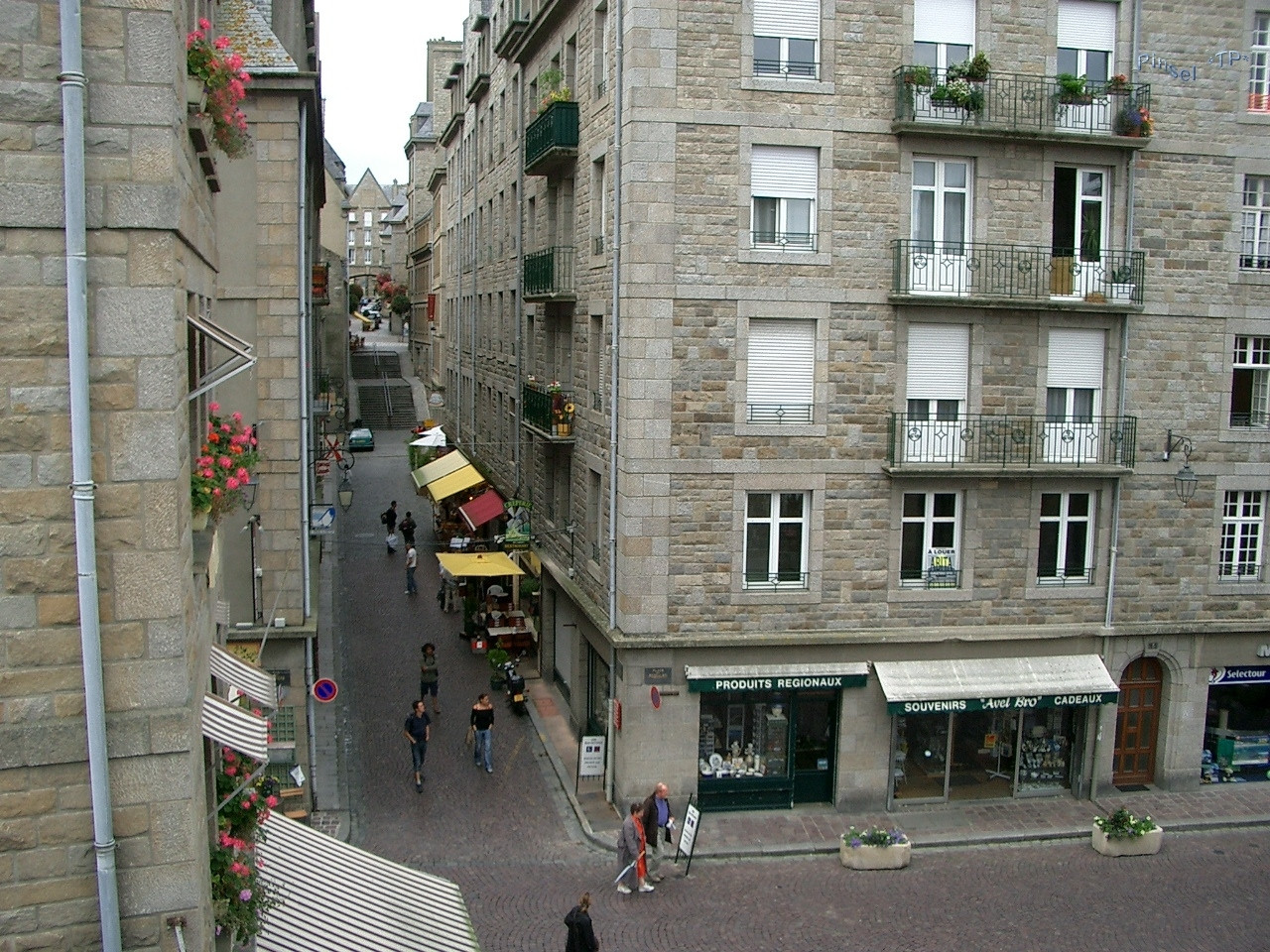 Дома в Сен-Мало, Франция.  Фото 1 – фотографии Франции